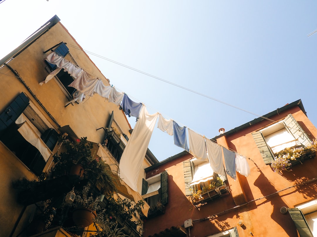 Daily Life in Italy: Culture Shock, Language & Integration Tips for Americans