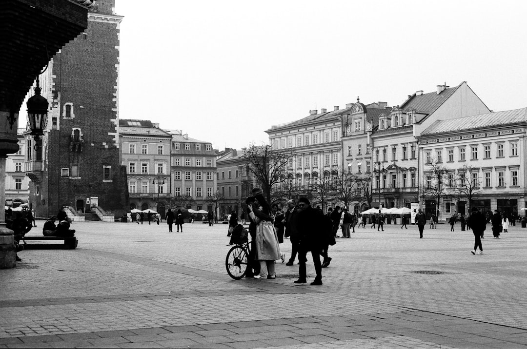 Daily Life in Poland: Culture Shock, Language & Integration Tips for Americans