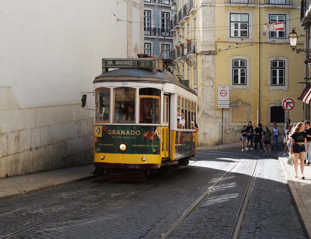 Getting Around Portugal: Transportation Phrases Every Traveler Needs