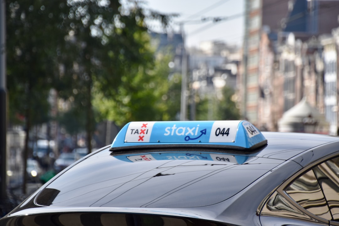 Getting Around the Netherlands: Transportation Phrases Every Traveler Needs