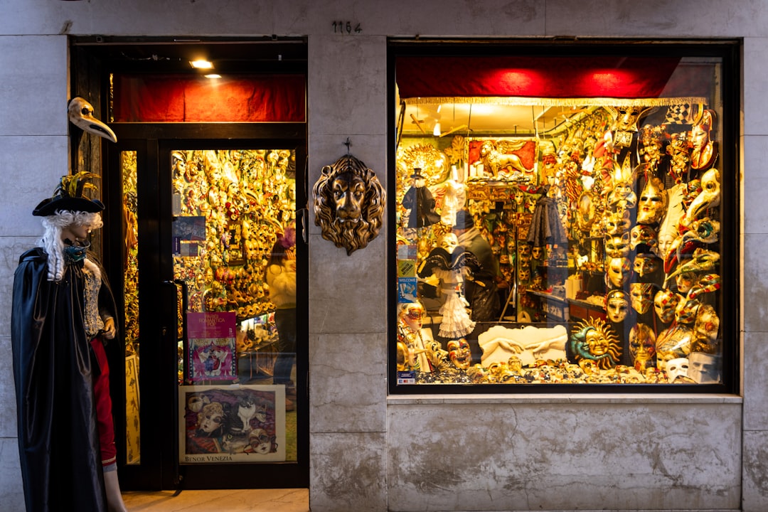 Italian Festivals: From Venice Carnival to Siena’s Palio to the Infiorata