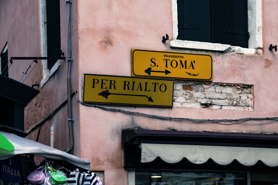 Italian Slang & Street Talk: Sound Like a Local, Not a Tourist