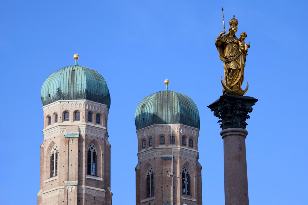 Mary's Column and Cathedral of Our Dear Lady