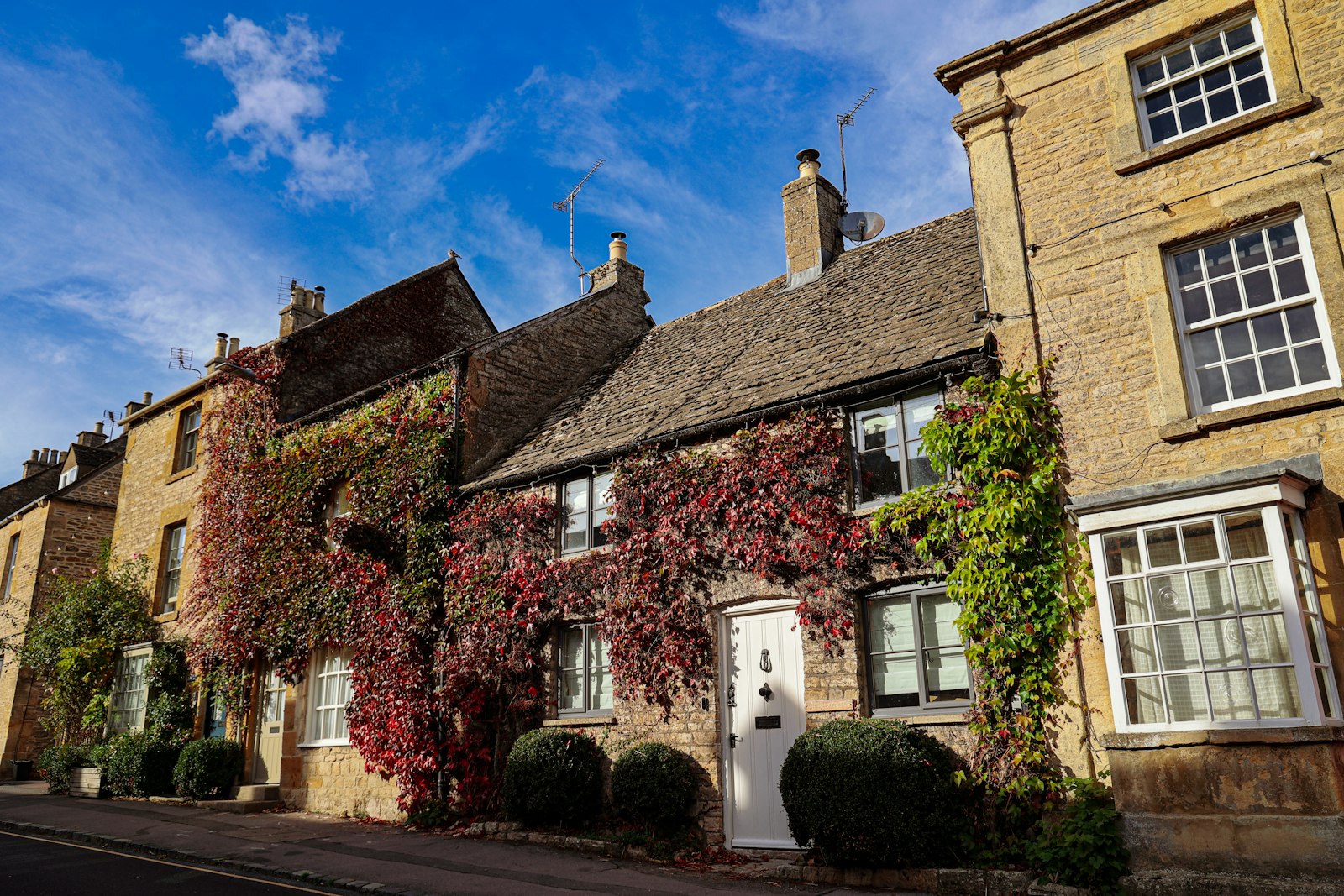 The Cotswolds: Honey-Stone Villages & Rolling Hills