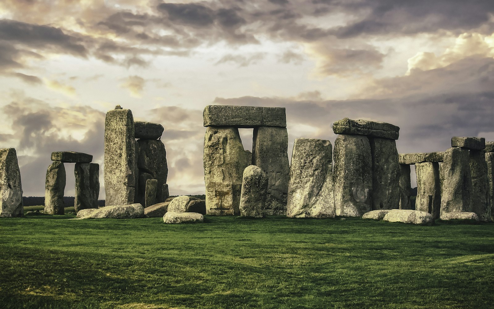Stonehenge & Ancient Britain: Mysteries of the Neolithic